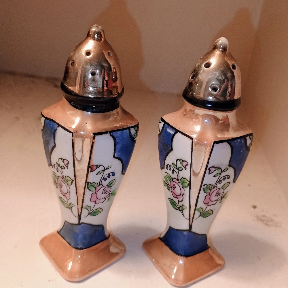 Japanese Lusterware Salt & Pepper Shakers